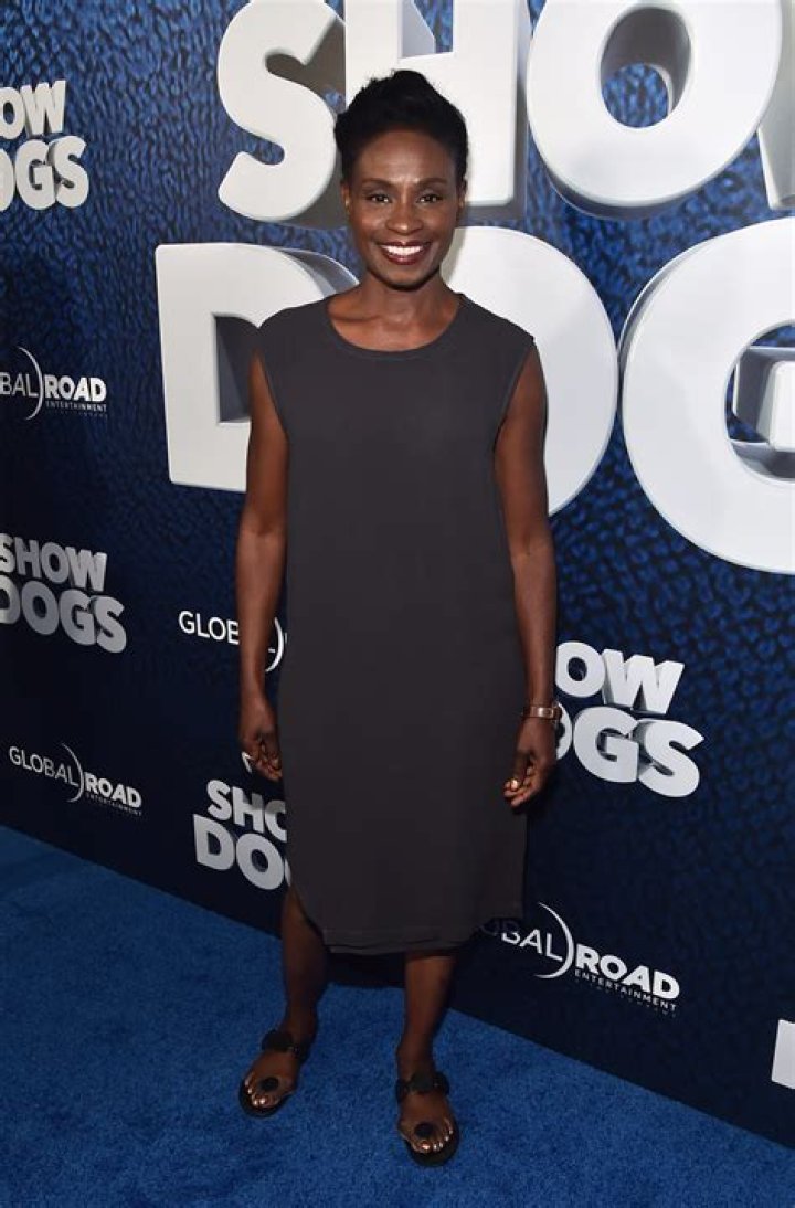 Adina Porter &ldquo;Show Dogs&rdquo; Premiere in New York &bull; CelebMafia
