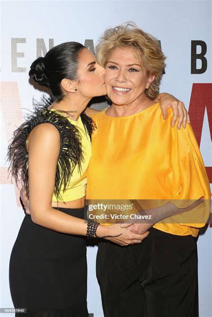 Aislinn Derbez and her mother Gabriela Michel attend "A La Mala