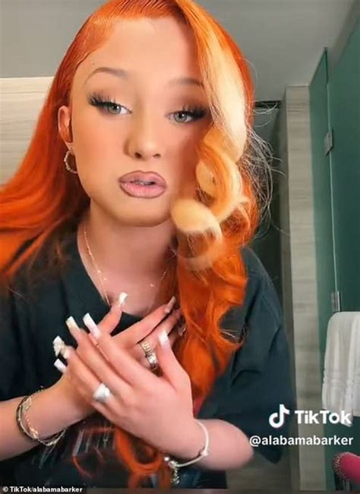 Alabama Barker (Tiktok Star) Wiki, Biography, Age, Boyfriend, Family