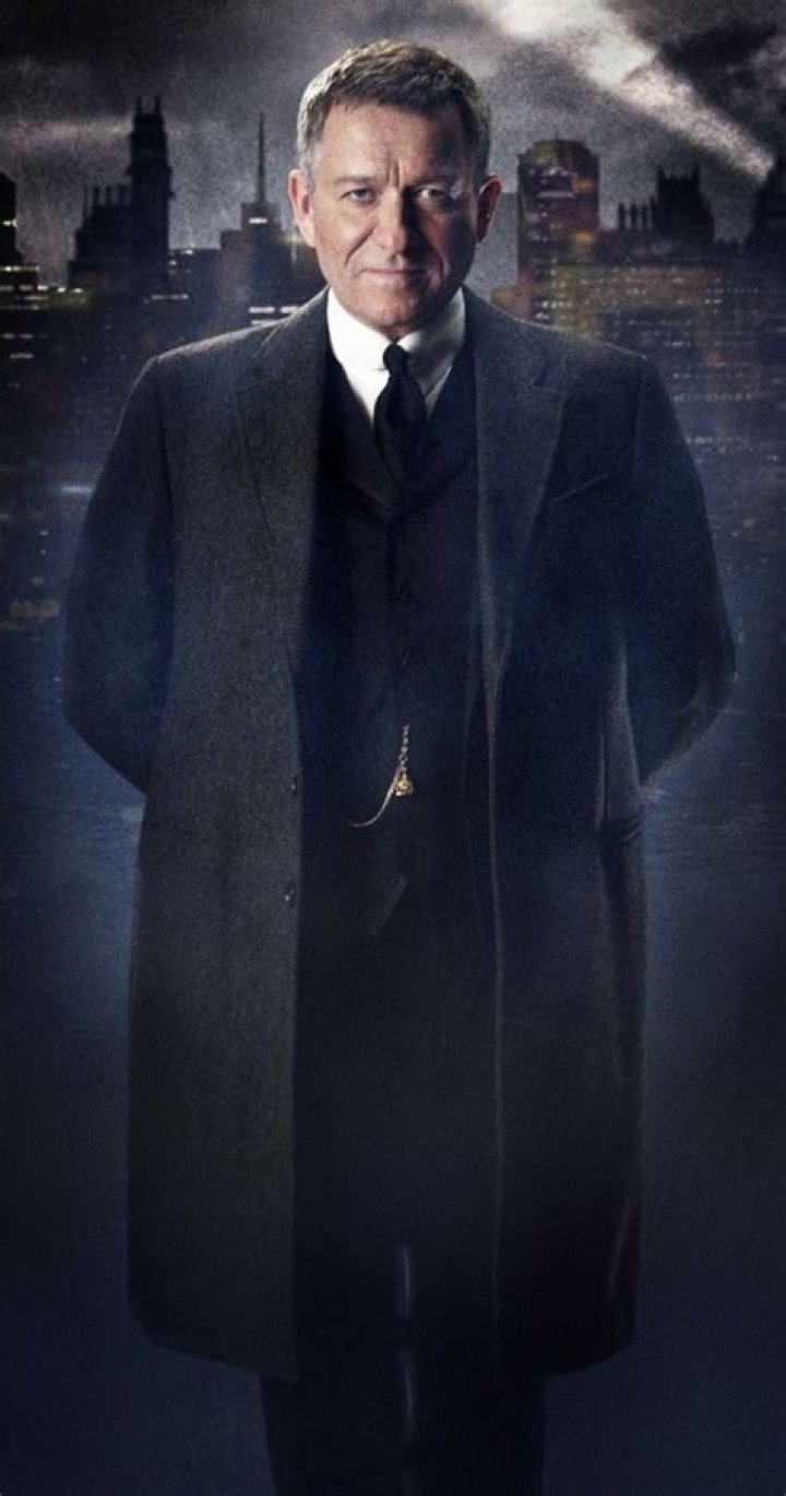 Alfred Pennyworth (Sean Pertwee) Batman Wiki