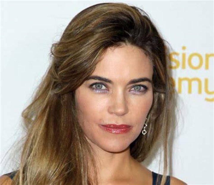 Amelia Heinle Bio, Age, Height, Husband, Net Worth