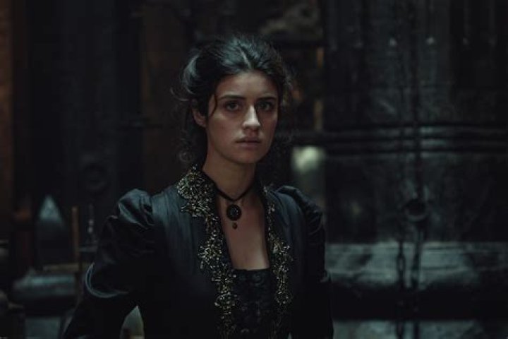 Anya Chalotra's Before & After Weight Loss Journey Has The Witcher