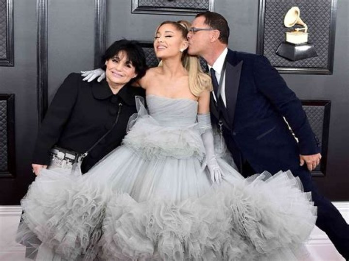 Ariana Grande Mom Joan Raps Mac Miller's "The Way" Verse