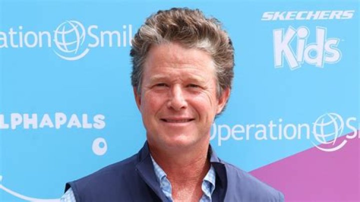 Billy Bush's wife files for divorce ending nearly 20year marriage