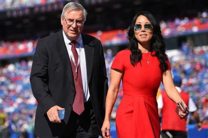 Buffalo Bills Owners terry pegula and kim pegula