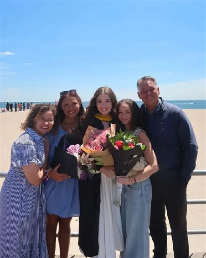 Cassidy Kraus parents and sisters