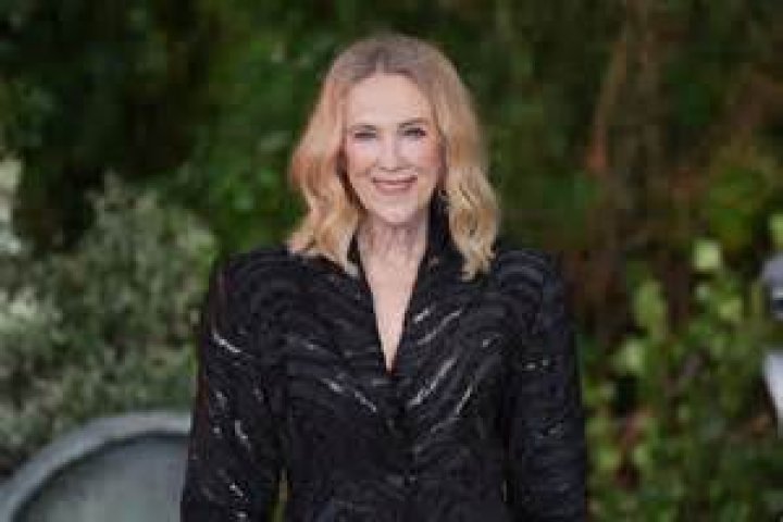 Catherine O'Hara Net Worth How Much is O'Hara Worth?