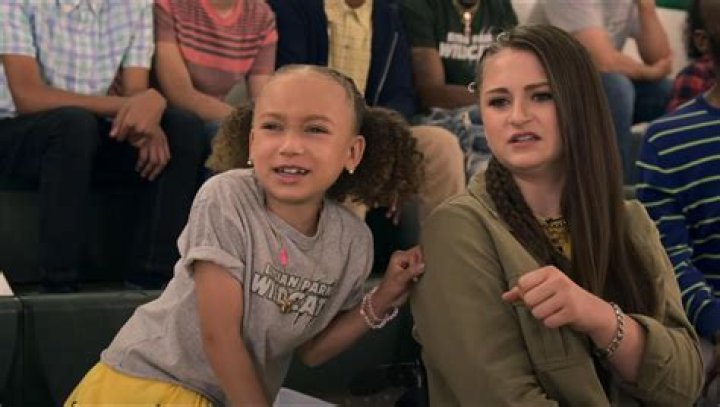 Caylee Blosenski in Cheaper by the Dozen