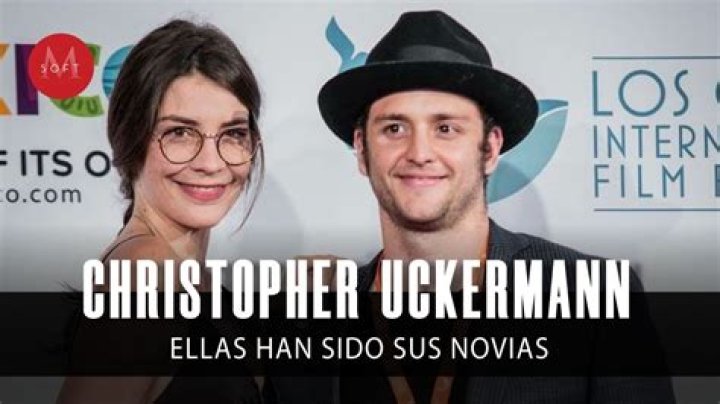 Christopher Uckermann presenta a su nueva novia (mientras su ex se