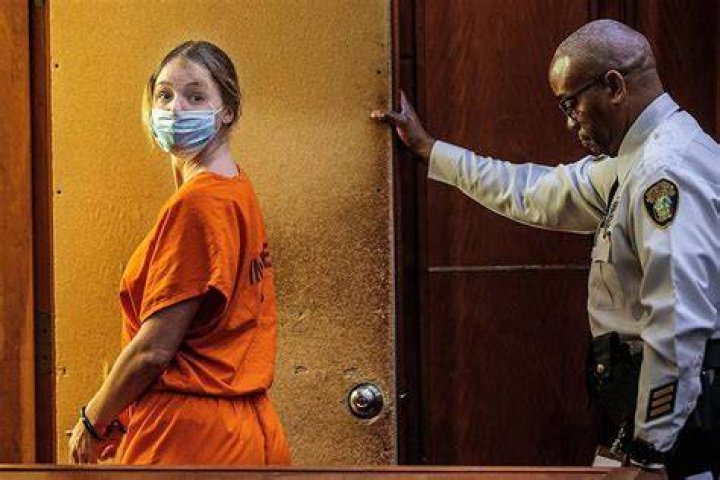 Courtney Clenney crime scene photos released Model covered in blood