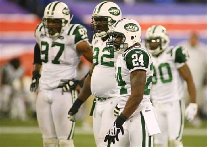 Darrelle Revis gets fatshamed by fans after legendary Jets CB&rsquo;s