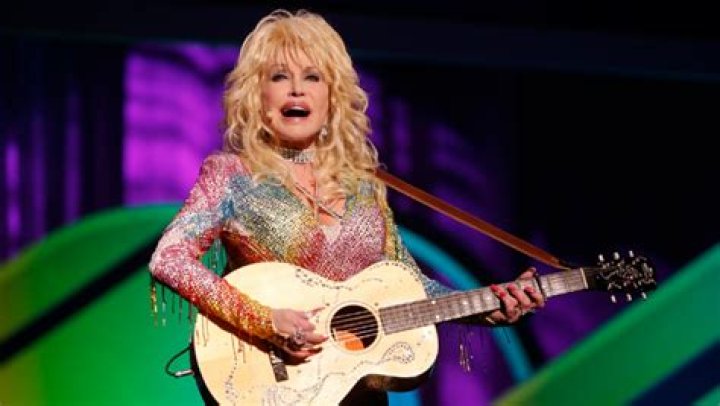 Dolly Parton wants to pose for Playboy to mark her 75th birthday IMAGE.ie