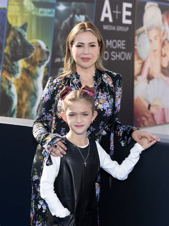 Elizabella Dylan Bugliari Net Worth, Bio, Salary, Wiki, Age, Gossip