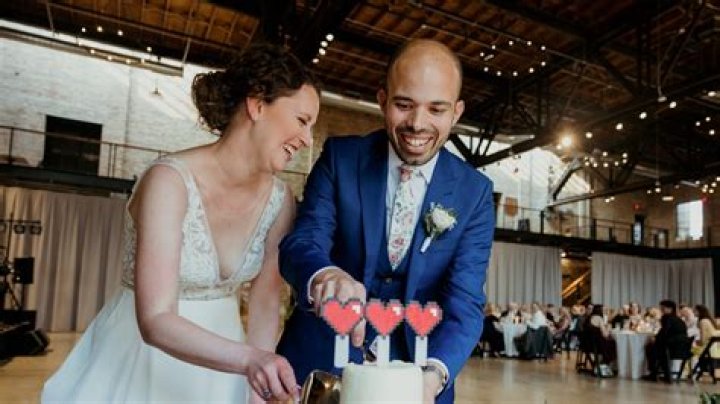 Emily Riedel had a relationship with her ex-boyfriend Zeke Tenhoff