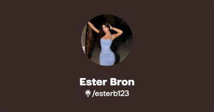 Ester Bron aka Esterbron Nude Leaks OnlyFans Photo 8 Faponic