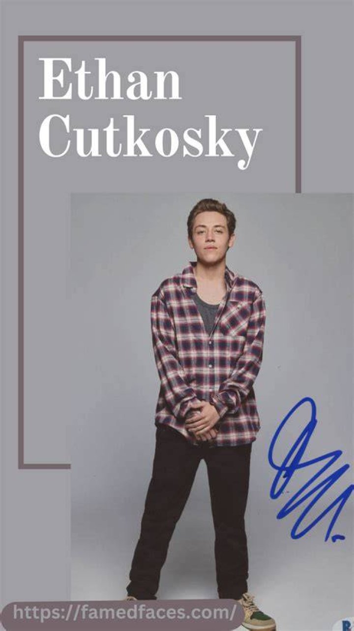 Ethan Cutkosky Biography, Height & Life Story Super Stars Bio