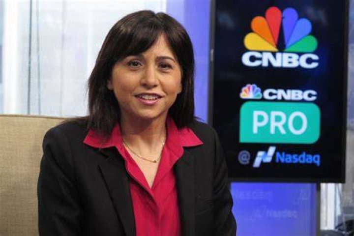 Expert Dana Telsey on how stores are 'reinventing' to survive Amazon