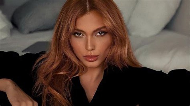 Fernanda Campos volta para as redes sociais e faz reflex&atilde;o