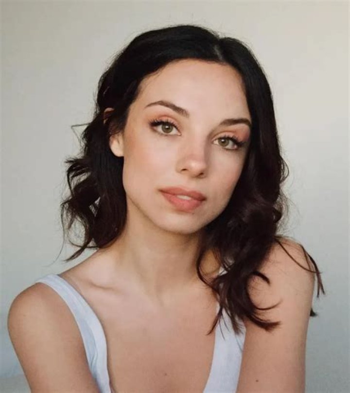 Fiona Palomo Biography