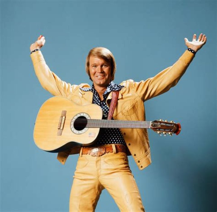 Glen Campbell's Family Struggle Over Medical Care Rolling Stone Della