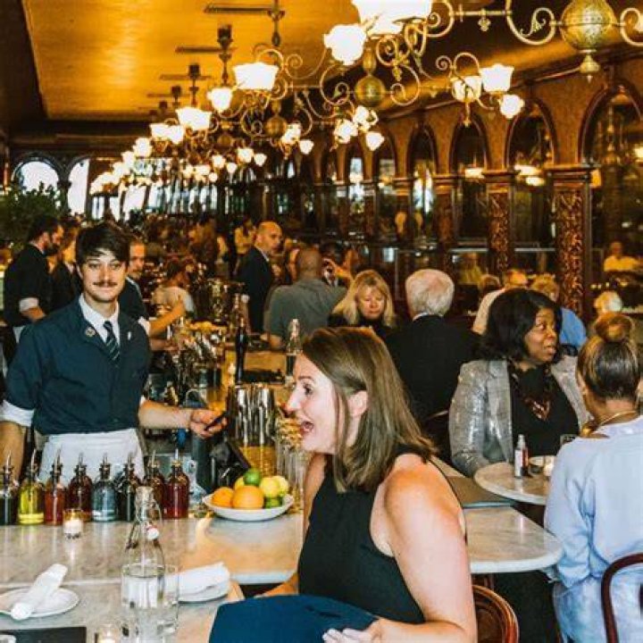 Historic Brooklyn Restaurant Gage & Tollner Finally Returns In All Its
