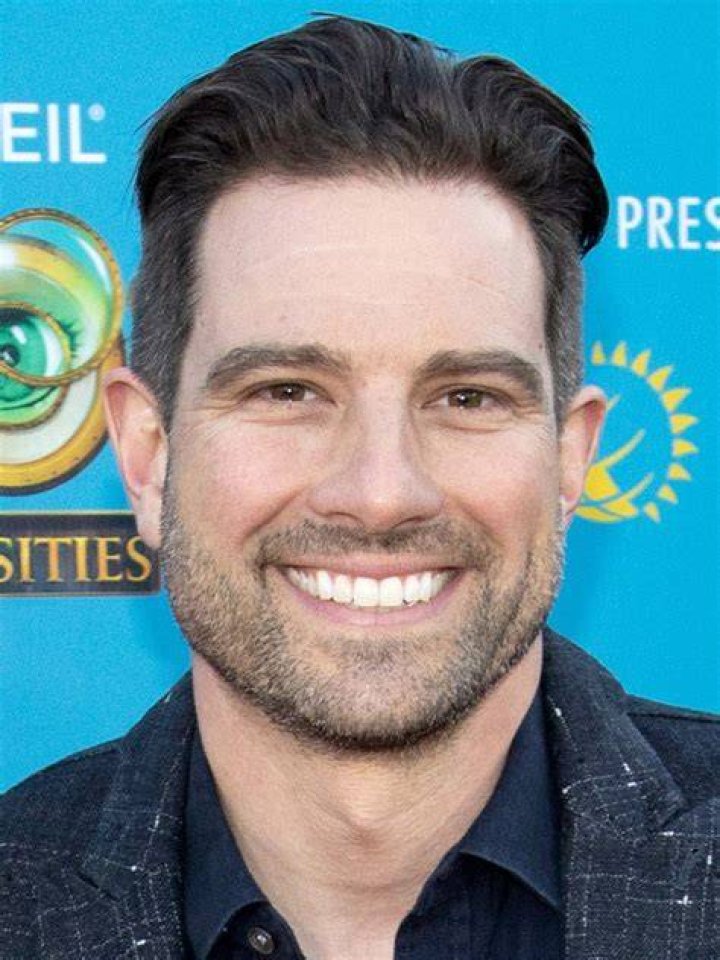 Image of Businessperson, Scott McGillivray net worth is $4 million