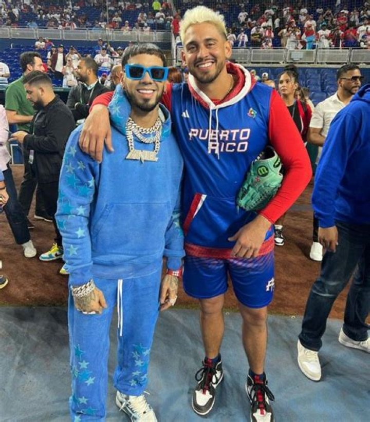 &iquest;Cu&aacute;nto mide Anuel AA? Altura Real height