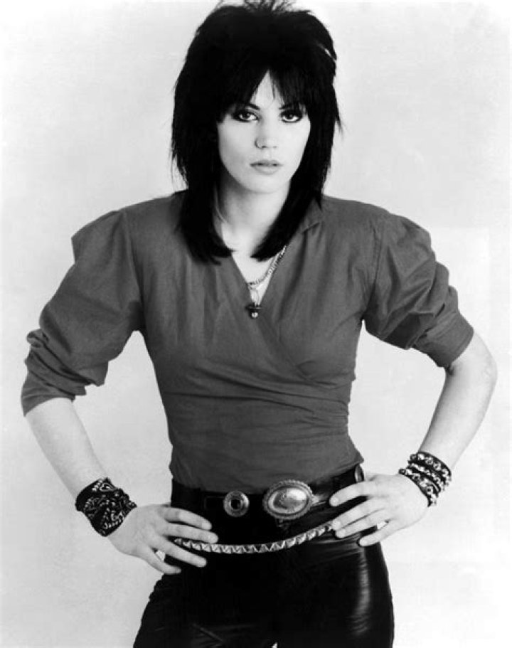 Is Joan Jett a Lesbian? The Truth Behind Joan Jett's Sexuality! The