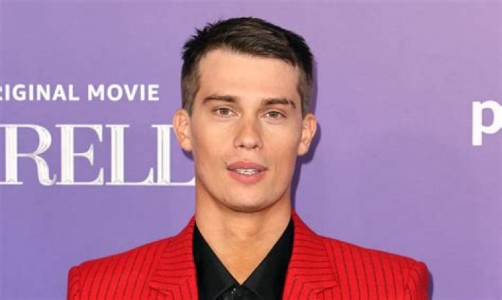 Is Nicholas Galitzine Gay? Let's Discuss His Sexuality And Relationship