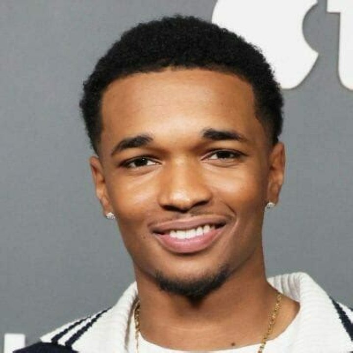 Isaiah Hill Wiki Age, Height, Parents, Net Worth, Girlfriend, Movies