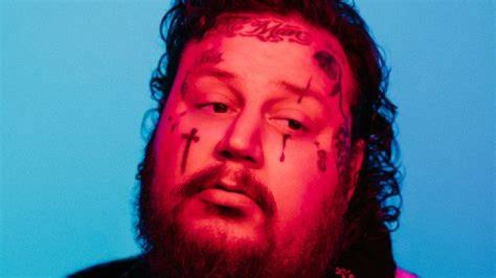 Jelly Roll Says It's &ldquo;One Of The Coolest Experiences&rdquo; When His Mom Gets