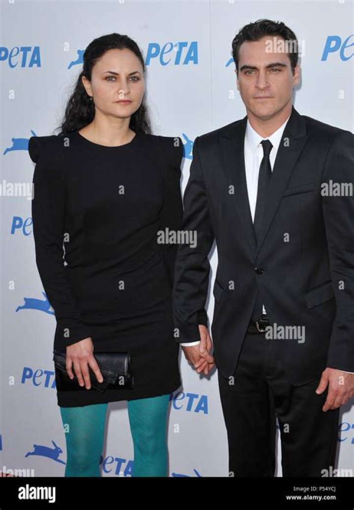 Joaquin Phoenix and teen girlfriend Allie Teilz in step Daily Mail Online
