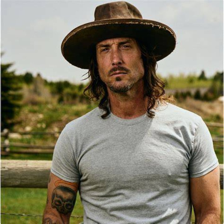 Johnny Strong
