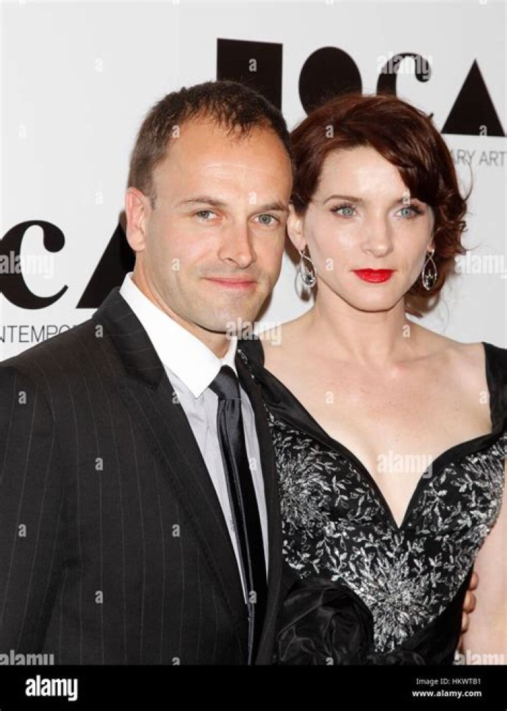 Jonny Lee Miller and his wife Michele Hicks list their Hollywood Hills