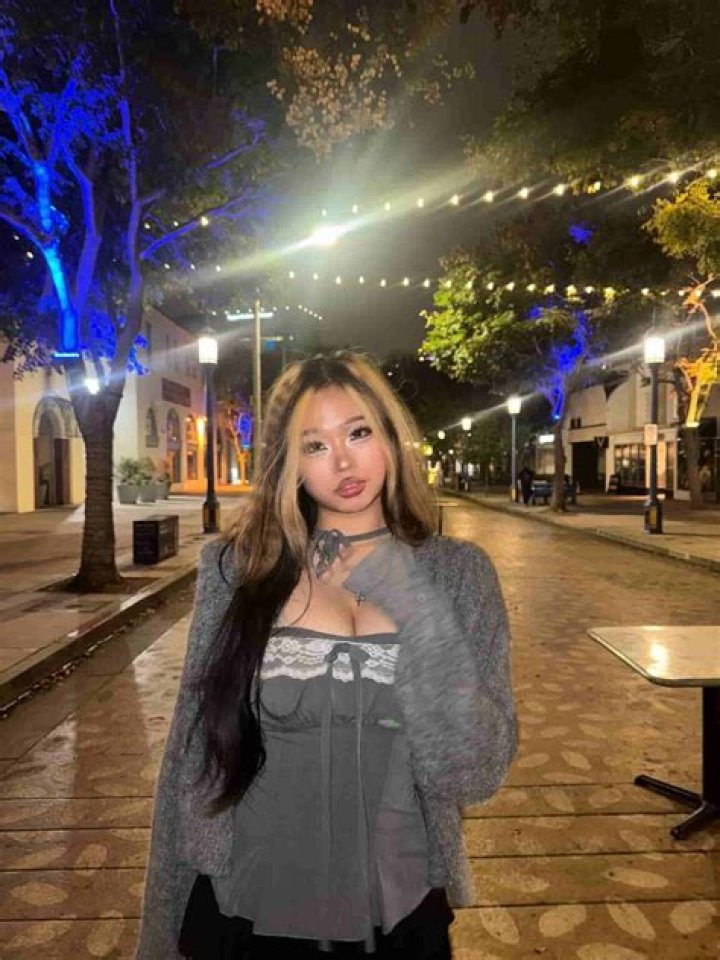 Joyce Zheng (Tiktok Star) Wiki, Biography, Age, Boyfriend, Family