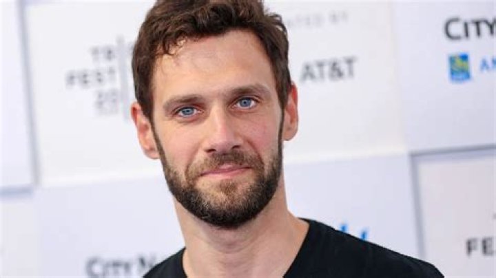 Justin Bartha Weight, Height and Age CharmCelebrity