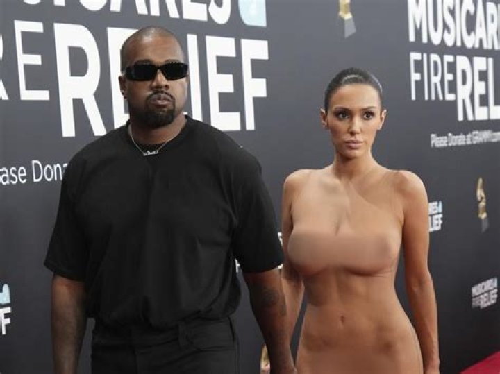 Kanye West and Bianca Censori go barefoot to prove his power
