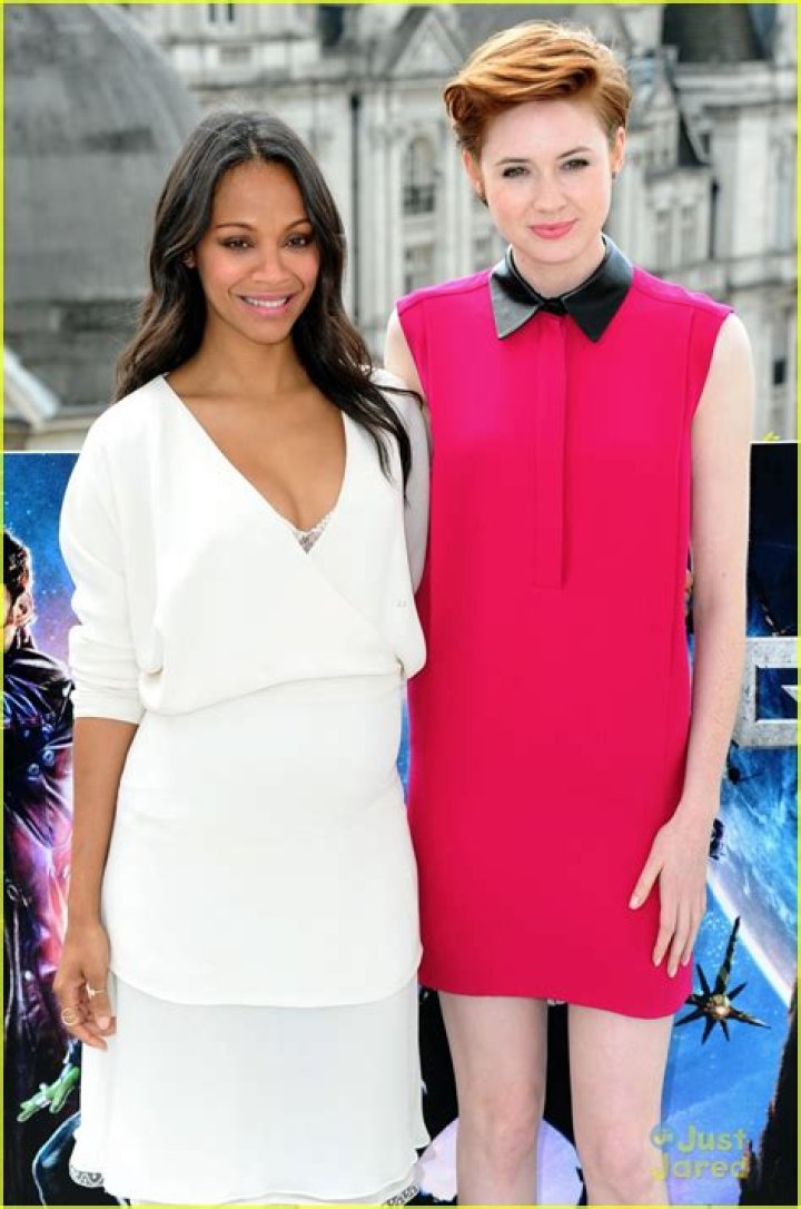 Karen Gillan Paints London Pink For 'Guardians' Photo Call Photo