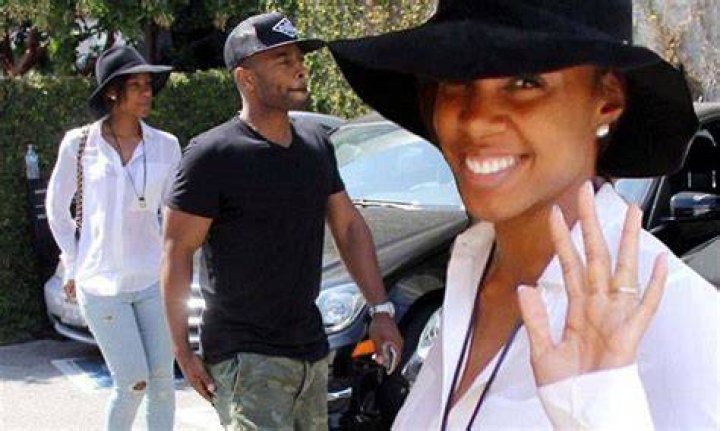 Kelly Rowland Marries Tim Witherspoon in 'Quick, Simple' Costa Rica