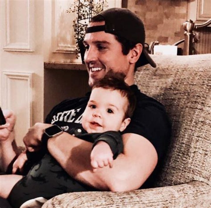 Kentucky Dad Podcast with Kyle Tucker A Sea Of Blue