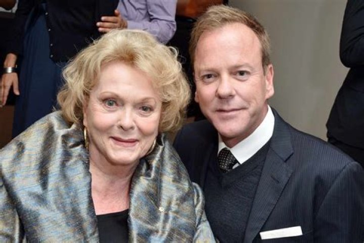 Kiefer Sutherland Mourns Death of Mother Shirley Douglas