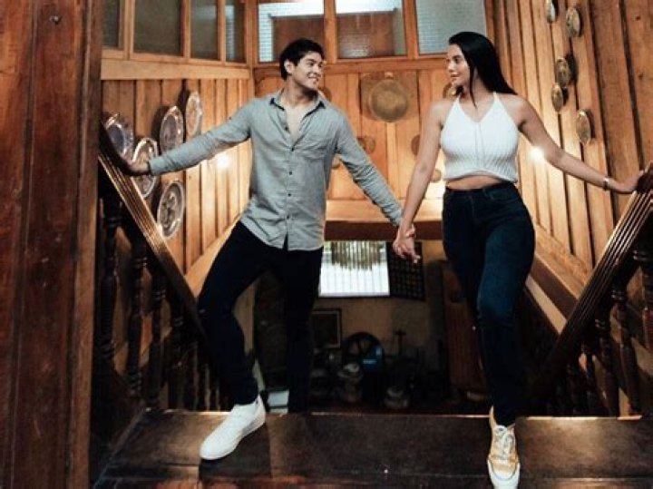 Kilig Klea Pineda and Jeric Gonzales show they're the next love team