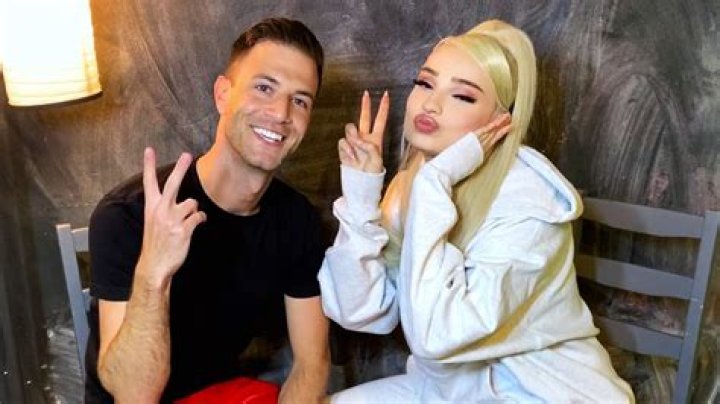 Kim Petras Interview with Extra Eric YouTube