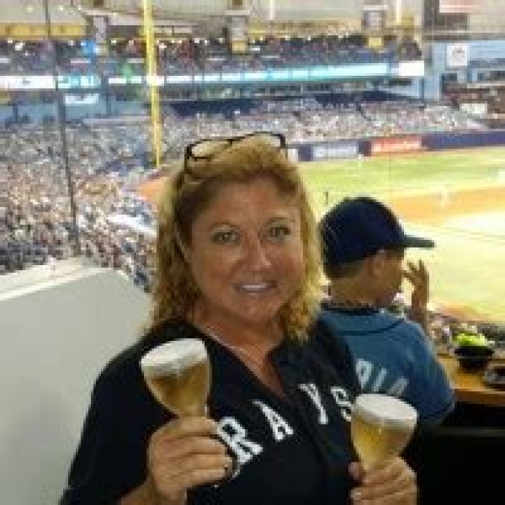 Kimberly Donaghy Executive Assistant Roskamp Management Company