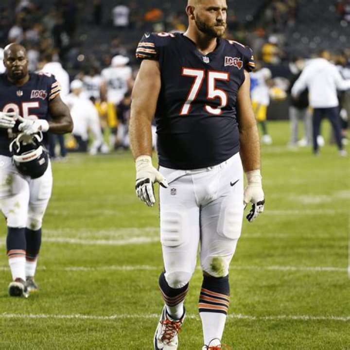Kyle Long's girlfriend... wow CHIBears