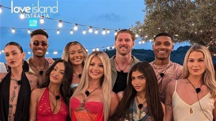 Lacy Hartselle In Love Island Paris