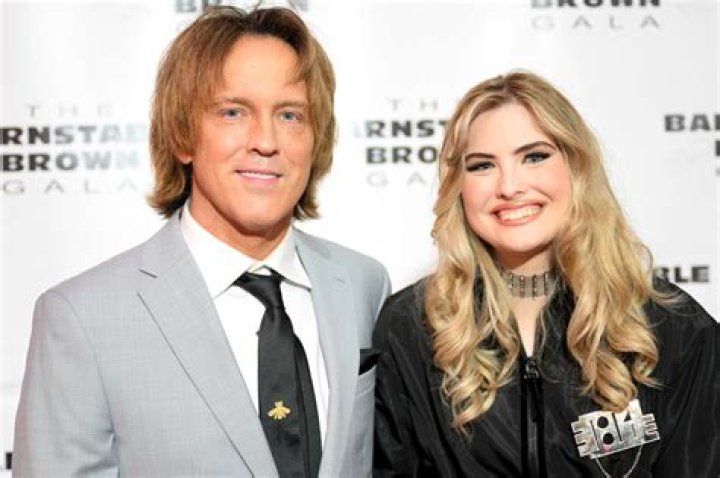 Larry Birkhead Net Worth February 2024, Salary, Age, Siblings, Bio