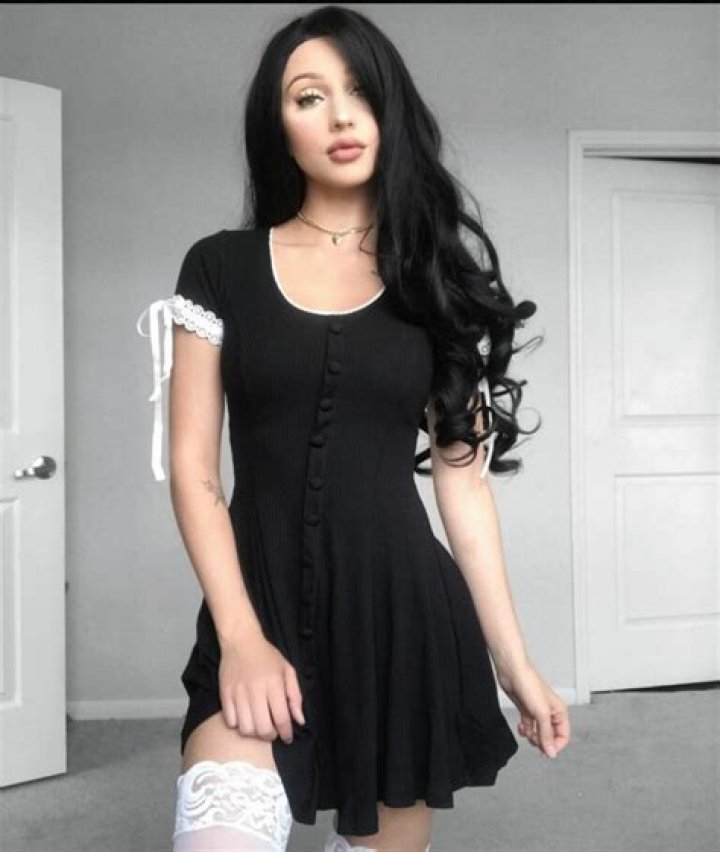 Lena Kitsune ( Spooky Babydoll) Biography, Wiki, Bio, Age, Height, Info