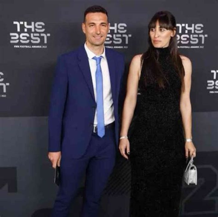 Lionel Scaloni and the intimate party with his wife Elisa Montero, who