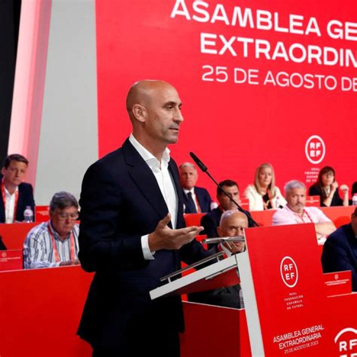 Luis Rubiales Wife Manuela Delicado Vega
